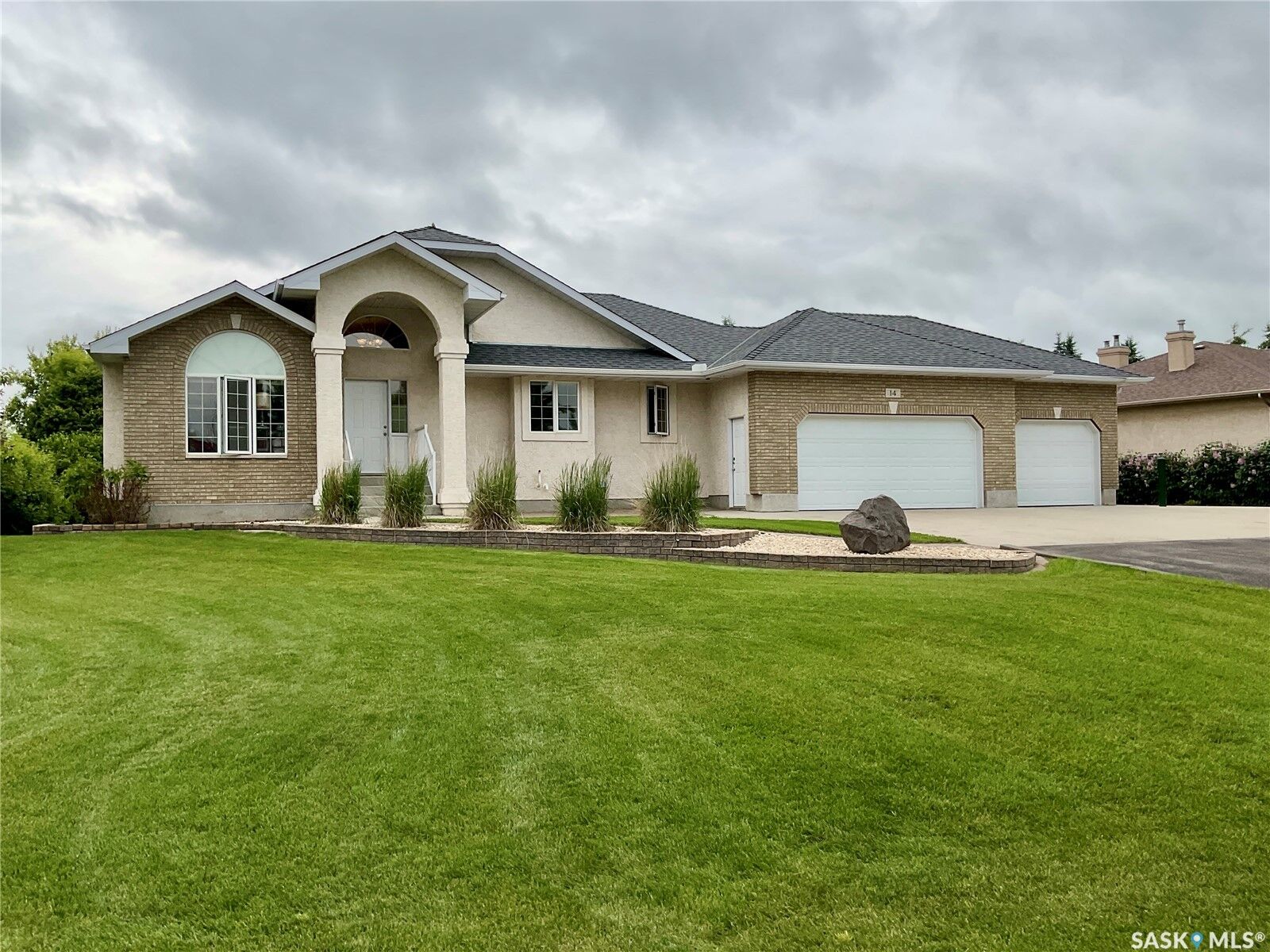 Property Photo:  14 Lott Road  SK S4L 5B1 