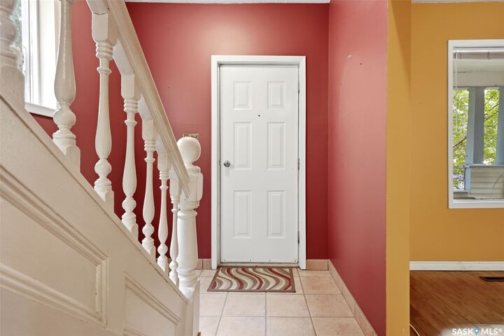 Property Photo:  2242 Angus Street  SK S4T 2A2 