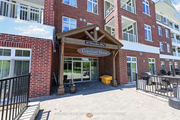 Property Photo: 40 Horseshoe Boulevard 310 ON L4M 4Y8