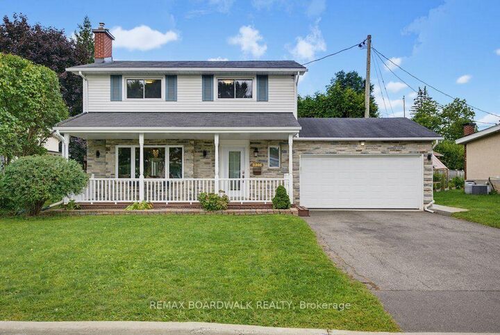Property Photo:  2306 Ryder Street  ON K1H 6X5 