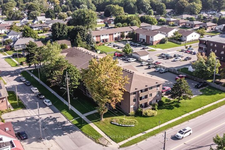 Property Photo:  72 Main Street E 213  ON L3K 5Z8 