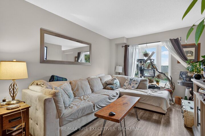 Property Photo:  870 Winchester Lane 17  ON K7P 2S6 