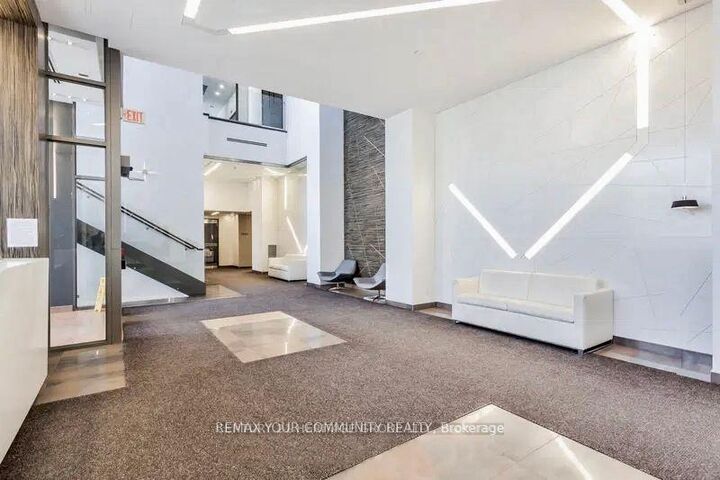 Photo de la propriété:  325 South Park Road 1210  ON L3T 0B8 