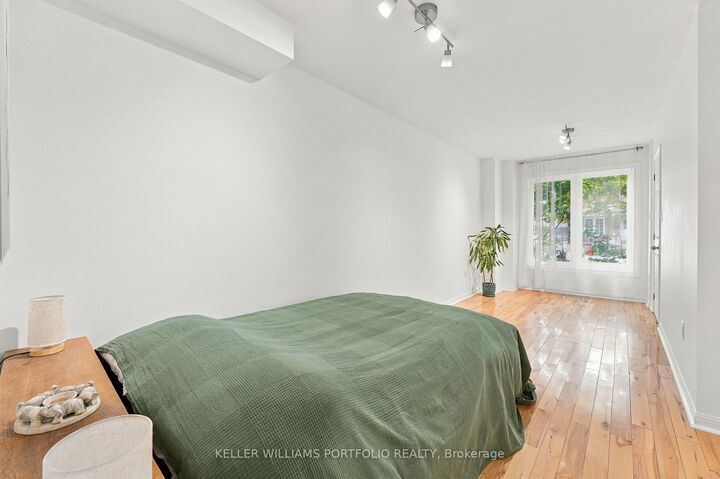 Property Photo:  78 Osler Street  ON M6P 4A2 