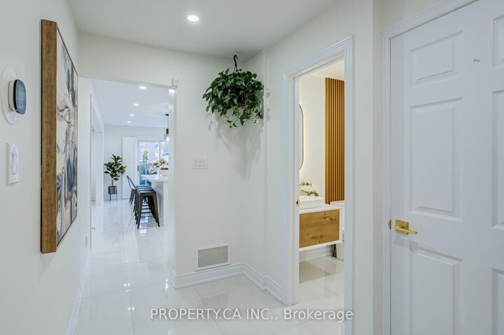 Property Photo:  131 Giotto Crescent  ON L6A 3N7 