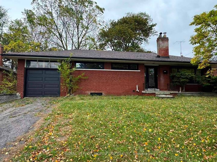 Property Photo:  120 &Amp 122 Earlton Road  ON M1T 2R6 