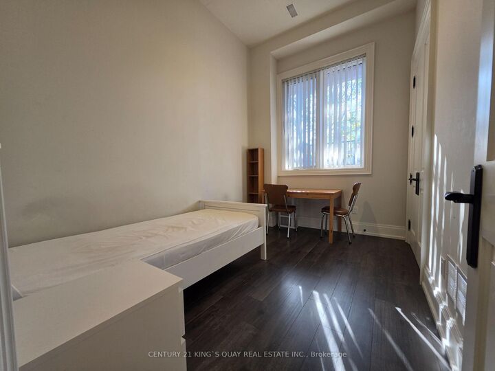 Property Photo:  7 Logandale Road  ON M2N 4H3 