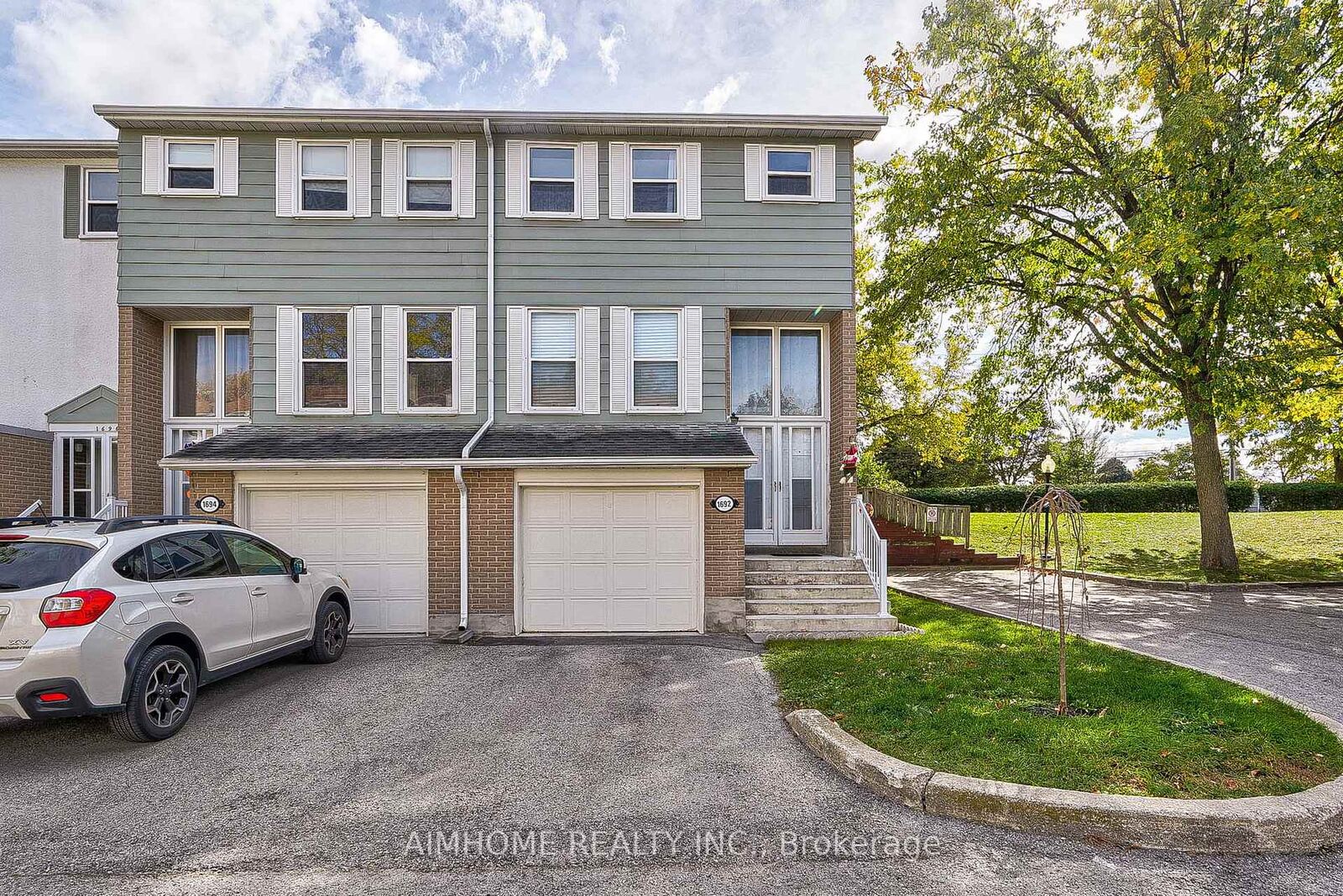 Property Photo:  1692 John Street  ON L3T 1Y9 