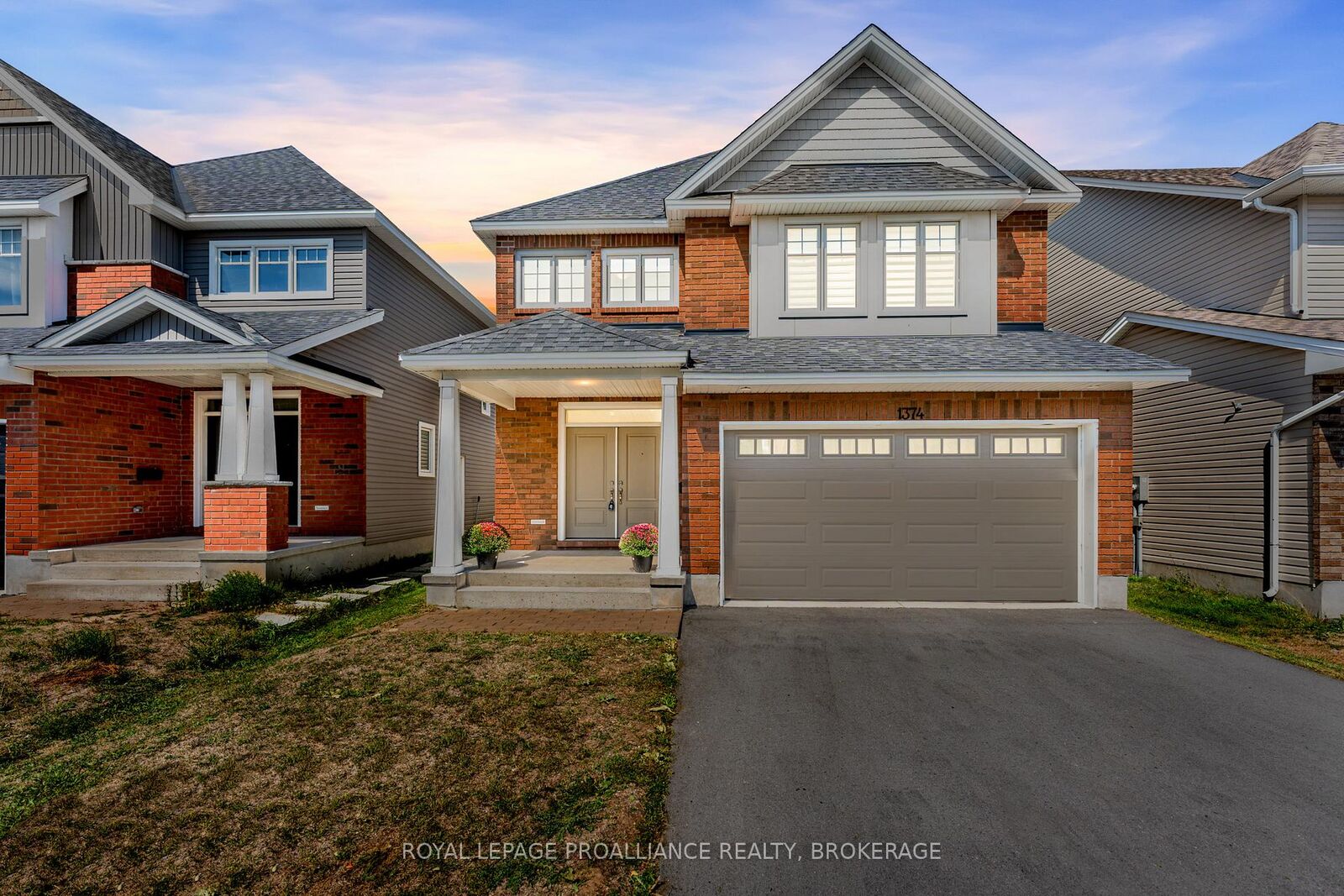 Property Photo:  1374 Monarch Drive  ON K7P 0S2 