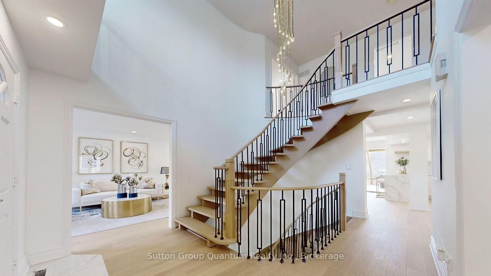 Property Photo:  243 Murray Drive  ON L4G 5X1 