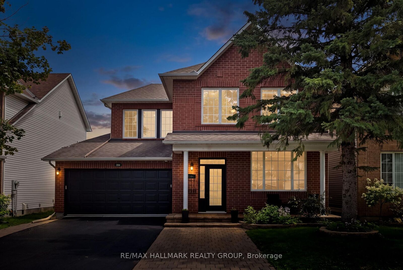 Photo de la propriété:  2104 Sandy Oaks Drive  ON K1W 1H5 