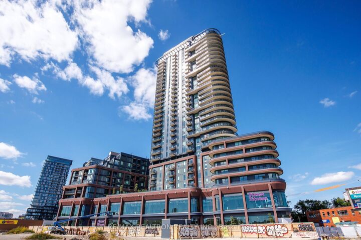 Property Photo:  1185 Dupont Street 1402  ON M6H 2A6 