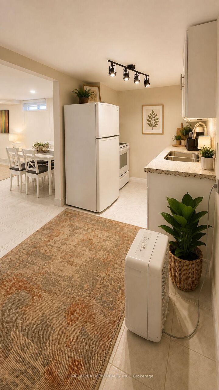 Property Photo:  311 Blue Grass Boulevard Basement  ON L4C 3H3 