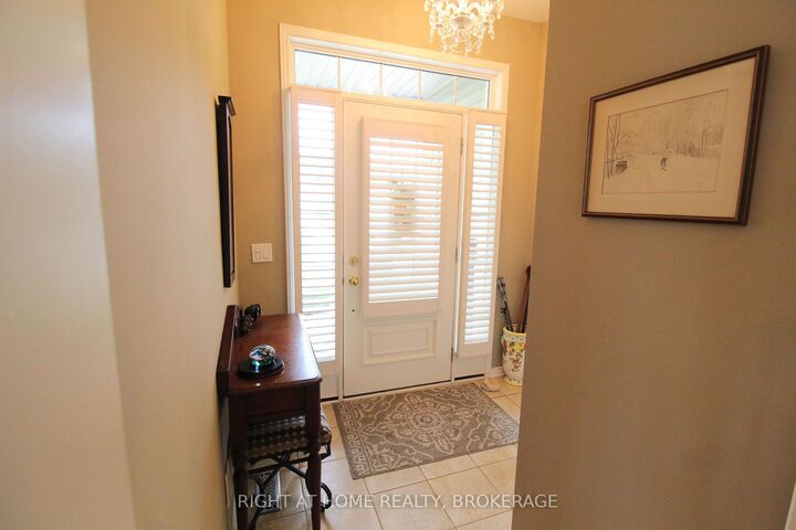 Property Photo:  40 Stornoway Crescent 40  ON N0K 1W0 