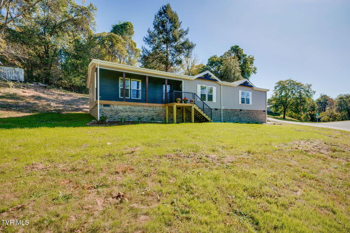 Property Photo:  348 Old Beason Well Road  TN 37660 