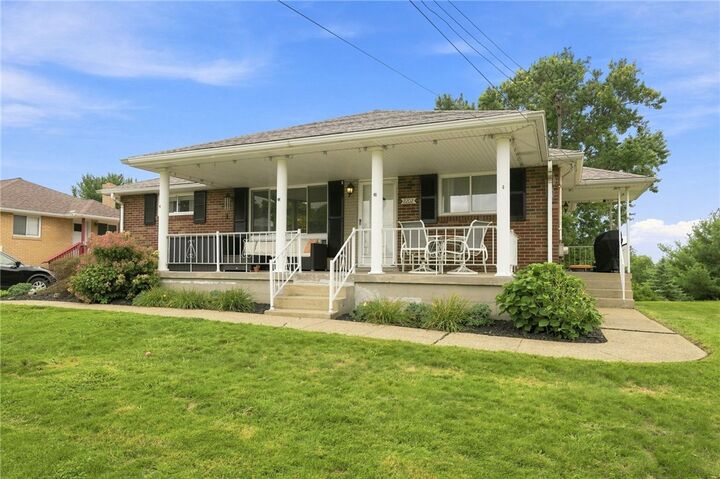 Property Photo: 2202 Juanita Dr PA 15108
