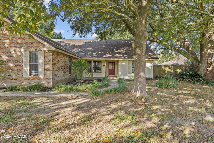 Property Photo:  202 Sandy Brook Lane  LA 70508 