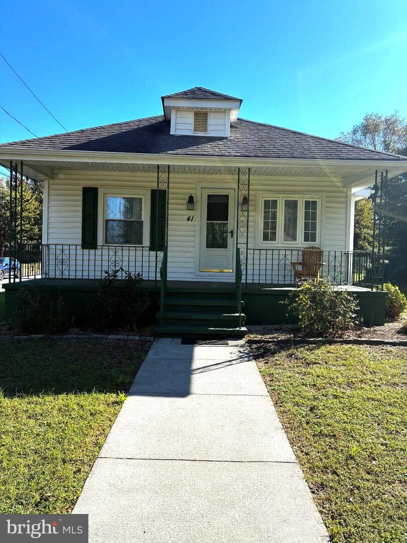 Property Photo:  41 Andaloro Way  NJ 08093 