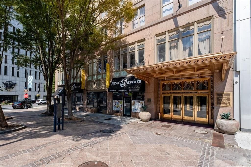 Property Photo: 32 Peachtree Street NW 804 GA 30303