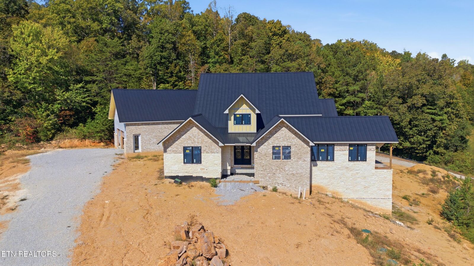 Property Photo:  325 Enclave Way  TN 37763 