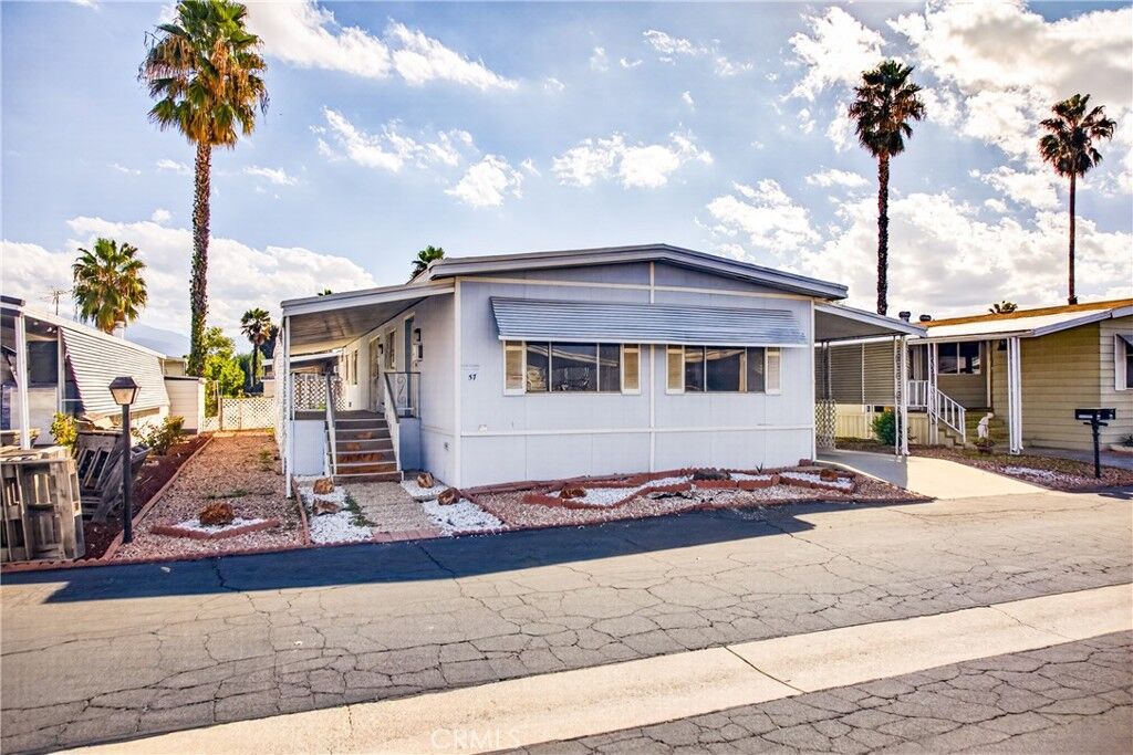 Property Photo:  1525 W Oakland Avenue 57  CA 92543 