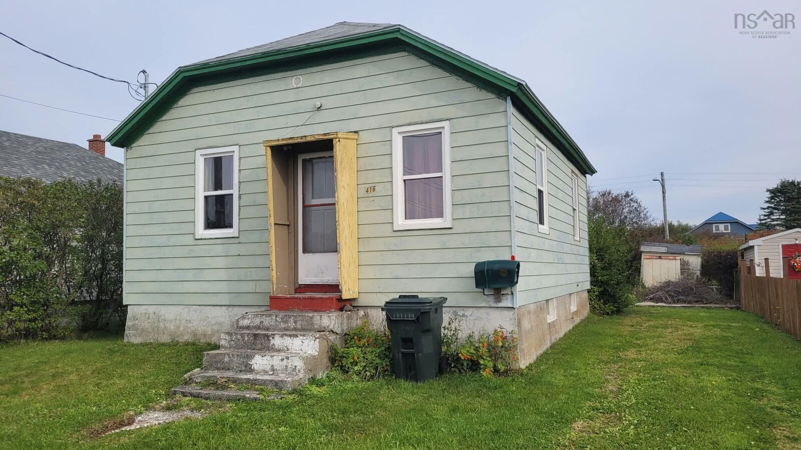 Property Photo:  416 Arthur Street Street  NS B1H 4H5 