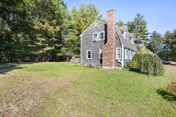 Property Photo: 26 Flagstone Pl 26 MA 02324