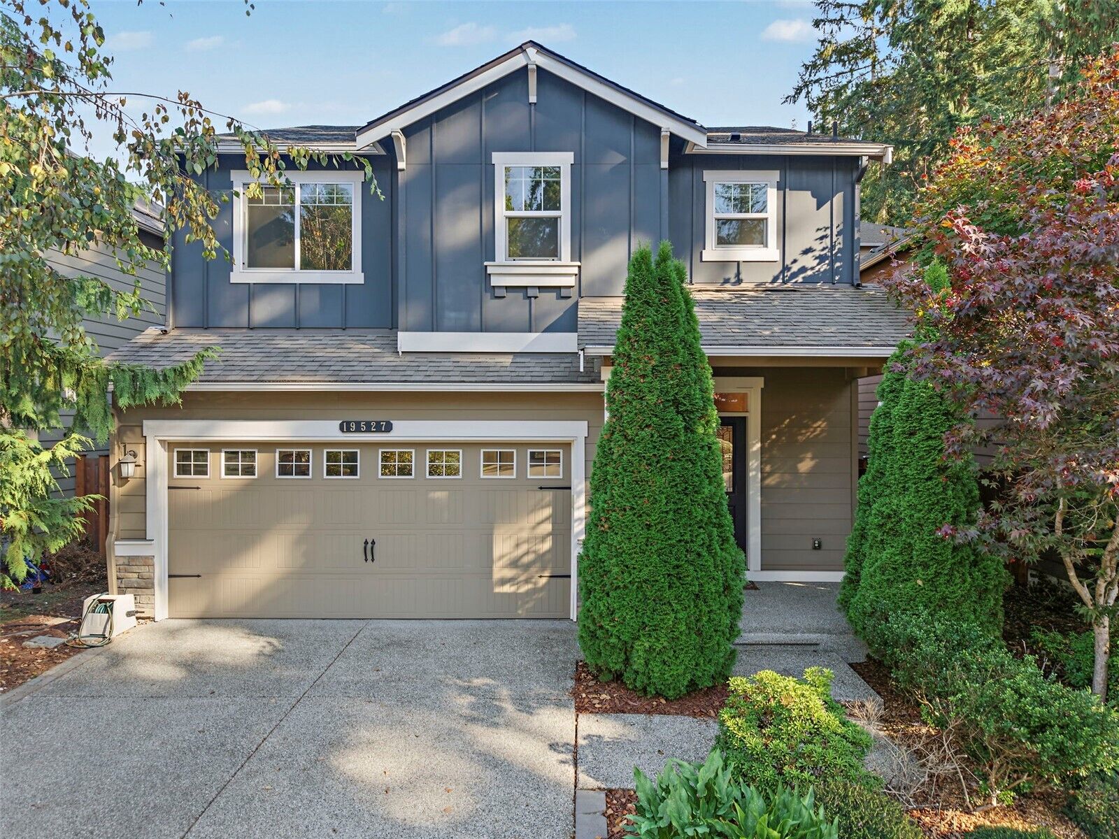 Property Photo: 19527 33rd Drive SE WA 98012