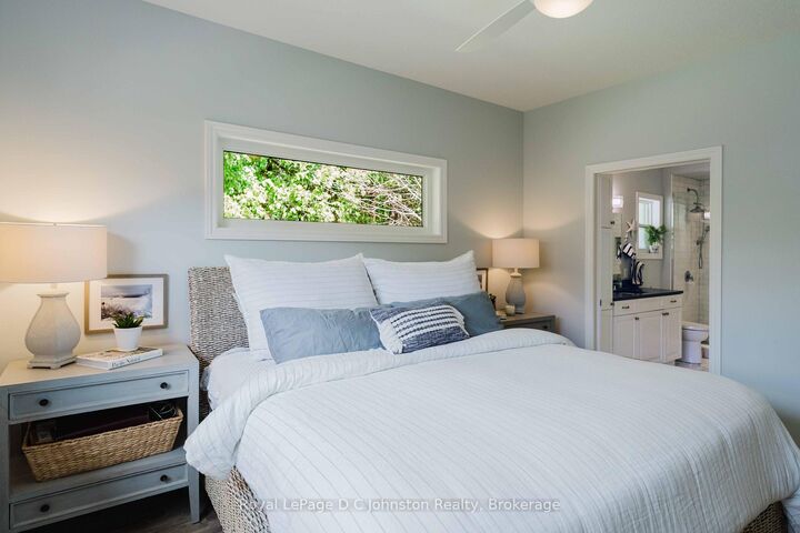 Property Photo:  221 Grenville Street S  ON N0H 2L0 
