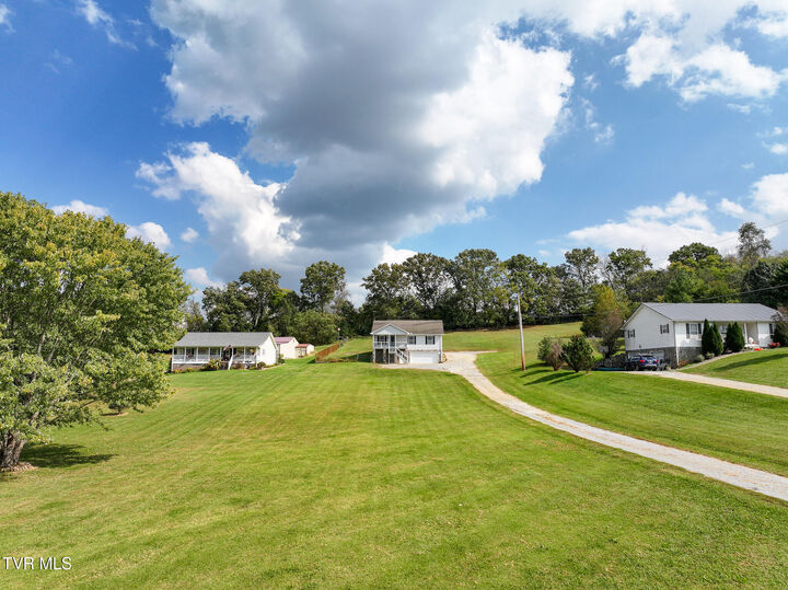 Property Photo:  160 Pates Lane  TN 37743 