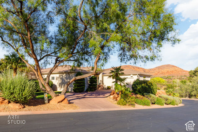 Property Photo:  1392 W Cedar Dr  UT 84770 