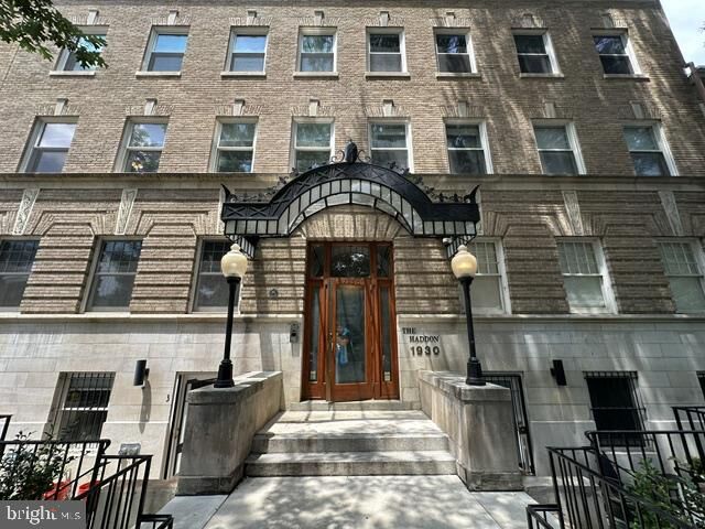 Property Photo:  1930 New Hampshire Avenue NW 22  DC 20009 
