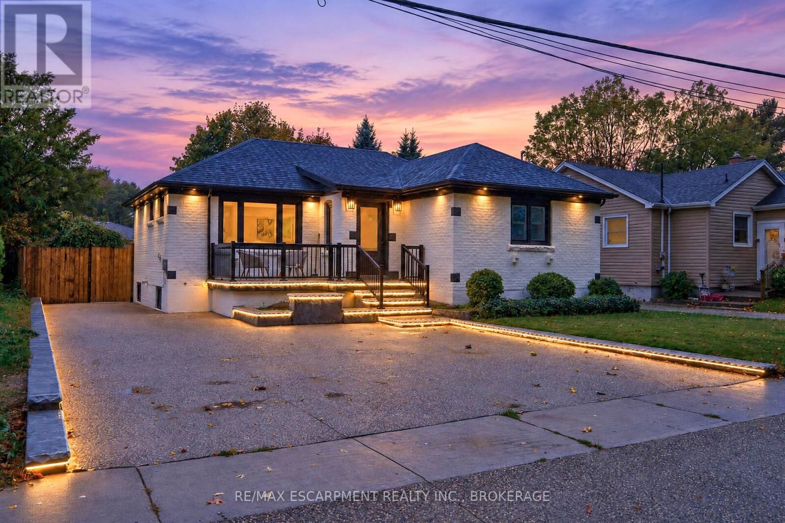 Property Photo:  5662 Morden Drive  ON L2E 3C5 