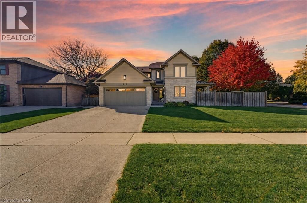 Property Photo:  212 Stadacona Avenue  ON L9G 4K1 