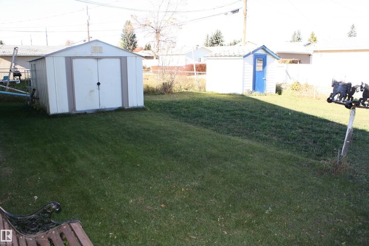 Property Photo: 5214 47 Avenue AB T9C 1M2