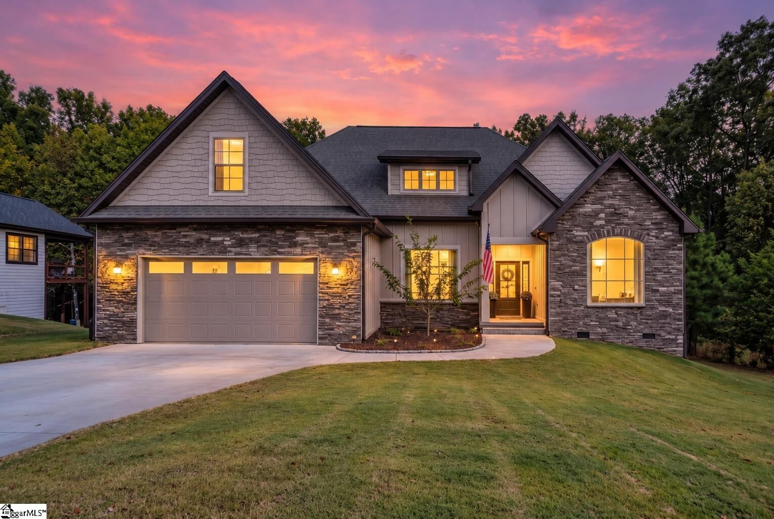 Property Photo:  164 Woodland Avenue  SC 29349 