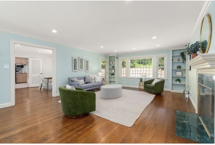 Property Photo: 118 Newton St 118 MA 02493
