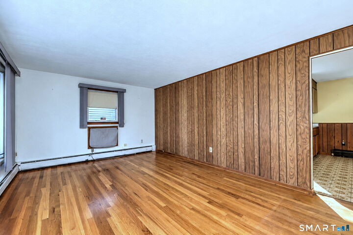 Property Photo: 40 Nightingale Drive CT 06614