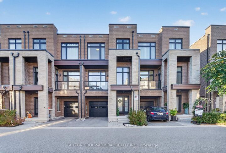 Property Photo:  62 Pageant Avenue  ON L4H 4R3 