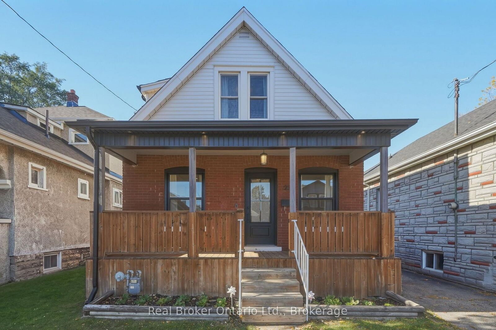 Property Photo: 23 Barons Avenue N ON L8H 5A3