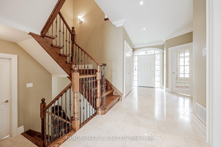 Property Photo:  51 Mattice Avenue  ON M9B 1T1 