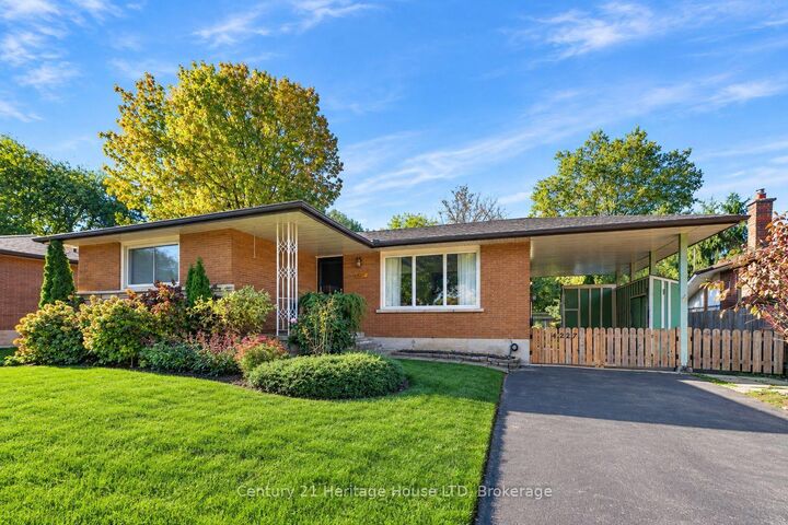Property Photo:  4227 Pettit Avenue  ON L2E 6K6 