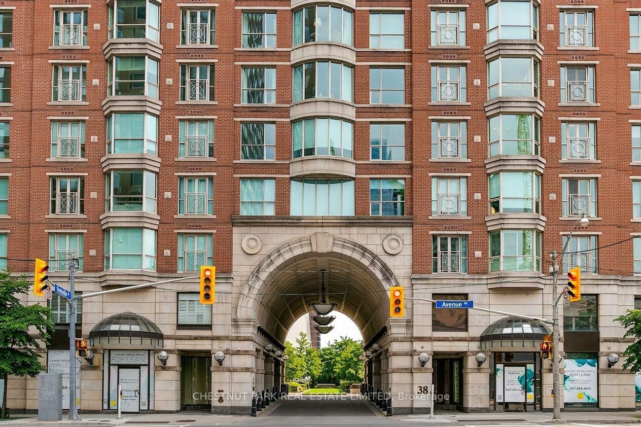 Property Photo: 38 Avenue Road 1902 ON M5R 2G2