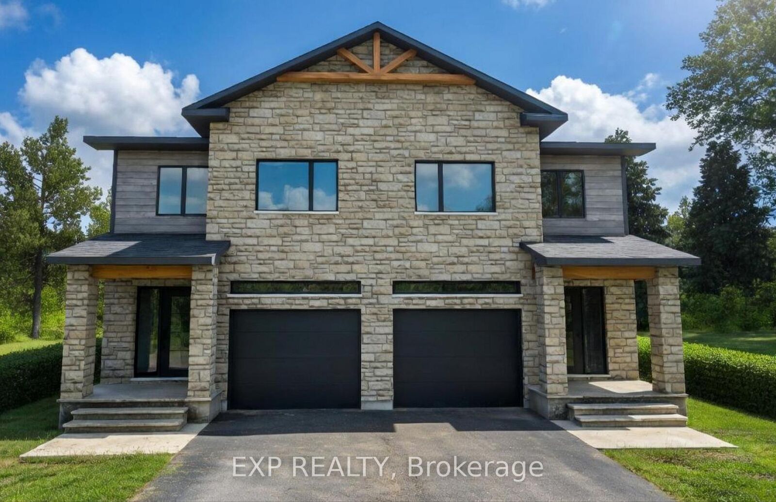 Property Photo: 144 Elizabeth Street ON K0A 2M0