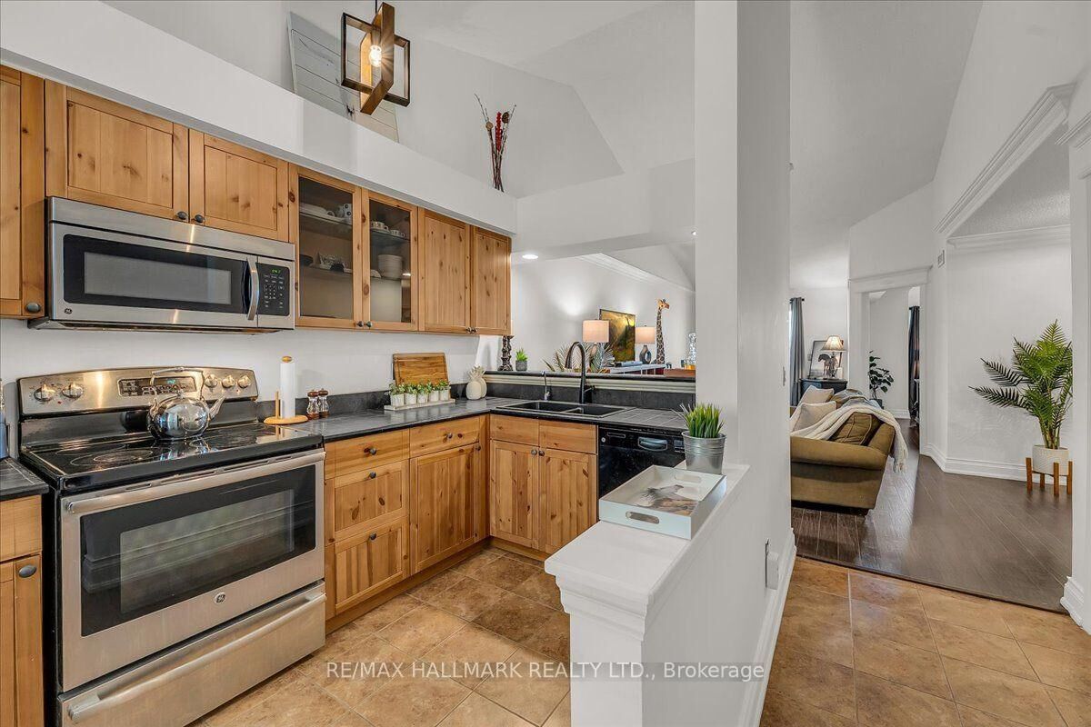 Property Photo:  109 Bristol Road E 143  ON L4Z 3P6 