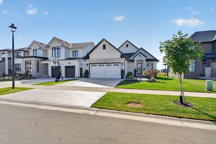 Property Photo:  53 Wayside Lane  ON N5P 3T2 