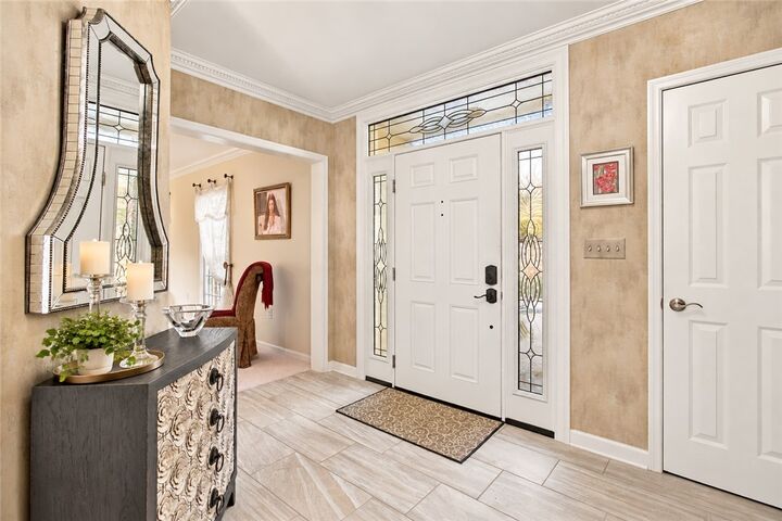 Property Photo: 105 Wiltshire Lane PA 15317