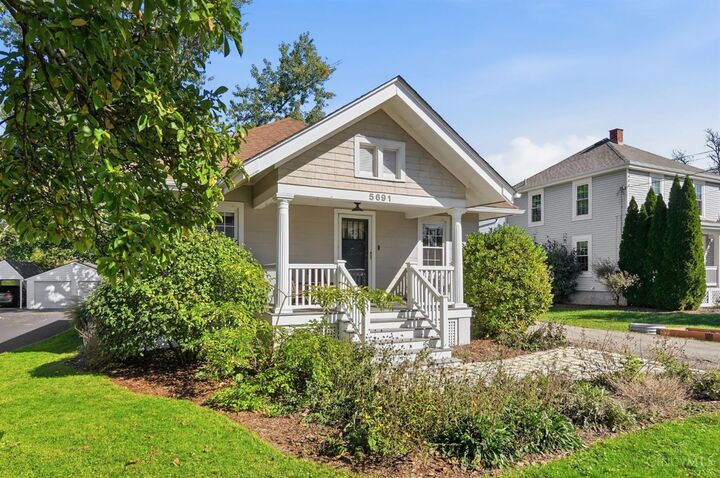 Property Photo: 5691 Whetsel Avenue OH 45227