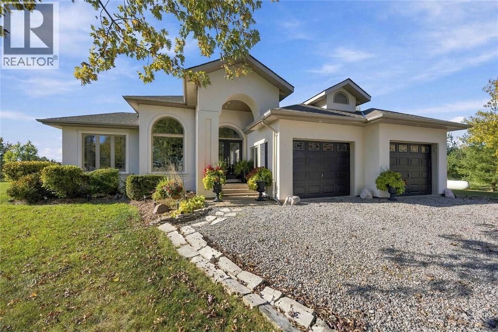 Property Photo:  8563 Vance Drive  ON N0N 1J7 
