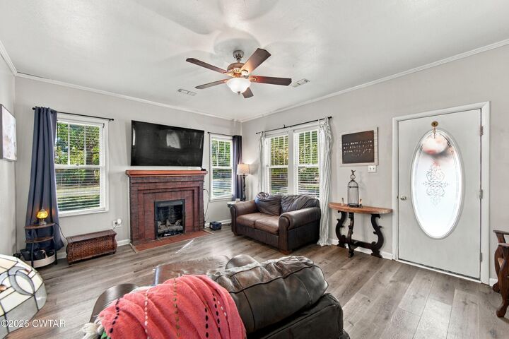Property Photo:  524 W Main Street  TN 38369 